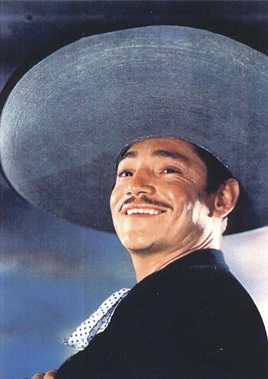 Javier Solís